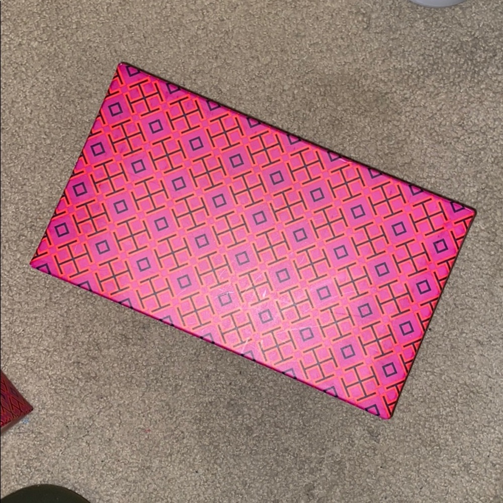 Tory Burch box - Picture 2 of 5
